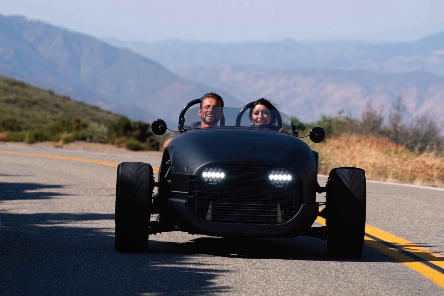 San Diego: GoCar Luxury -autolla
