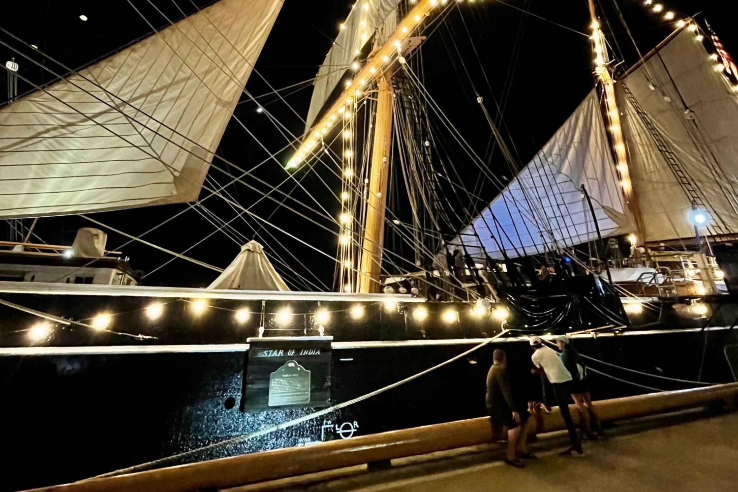 San Diego: Embarcadero Waterfront Ghost Walking Tour