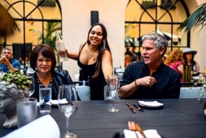 San Diego: Gaslamp District Food Tour with 6 Modern Dishes