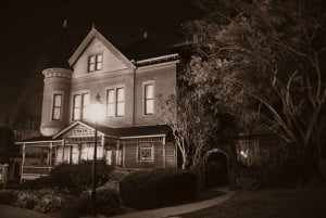 Sinister Shadows: Spøgelsesture i San Diego