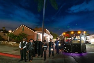San Diego: Spøgelsestur og gravsten i trolley