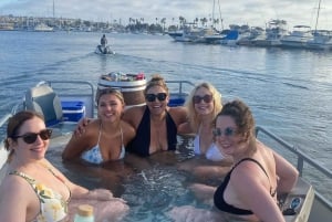San Diego: Mission Bay Hot Tub Cruisin' - Båd 1 (maks. 8 personer)