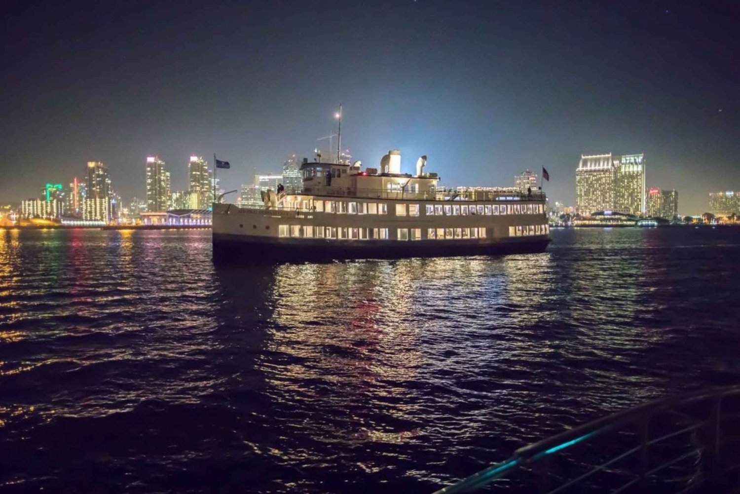San Diego: Cruzeiro com jantar e bufê na véspera de Ano Novo