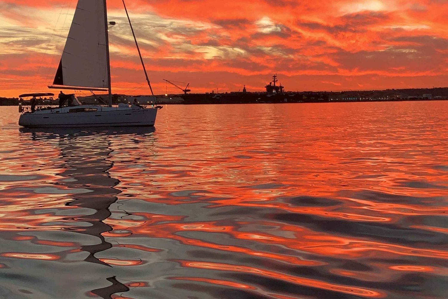 San Diego: San Diego Bay Sunset & Daytime Sailing Experience