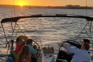San Diego: Esperienza di navigazione diurna e al tramonto nella baia di San Diego