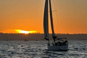 San Diego: Excursión en velero al atardecer y de día con bebidas