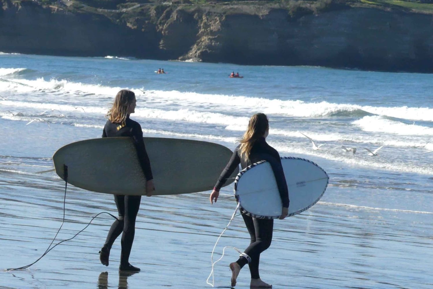 San Diego: Surf-Coaching-Erlebnis mit einem lokalen Profi-Surfer