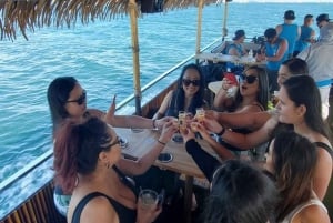 San Diego: Umgås, dansa och njut av bukten på Tiki Tonics