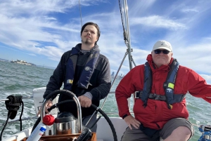 2 uur - INTERACTIEVE zeilervaring op de baai van San Francisco