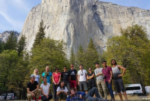 Desde San Francisco: Tour nocturno de Alcatraz y excursión de un día a Yosemite