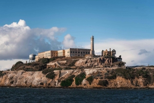 Fra San Francisco: Omvisning om kvelden på Alcatraz, Muir Woods og vin