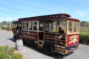 Napa Valley: Weinprobe mit dem Open-Air-Trolley & Mittagessen