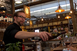 Napa Valley: tour di degustazione di vini con carrello all'aperto e pranzo