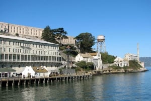 San Francisco: Alcatraz Island & Muir Woods Tour mit Guide