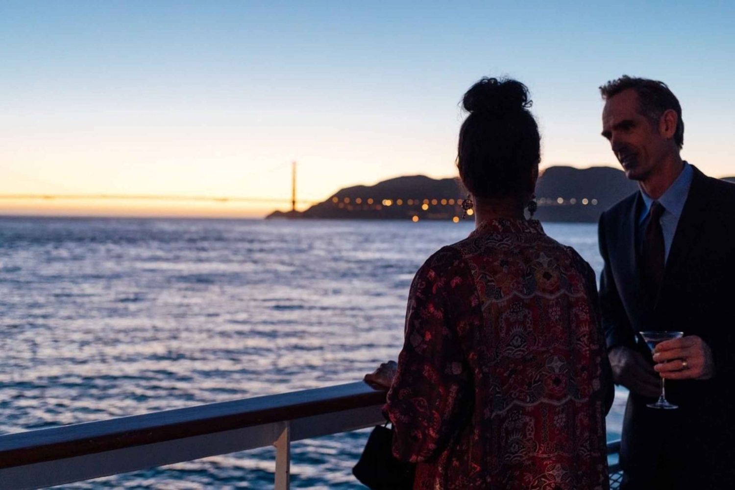 San Francisco: Christmas Day Buffet Brunch or Dinner Cruise