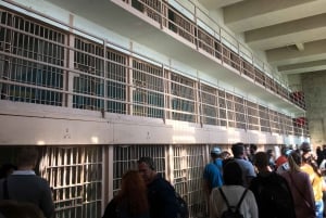 San Francisco: City Tour and Alcatraz Entrance Ticket Combo