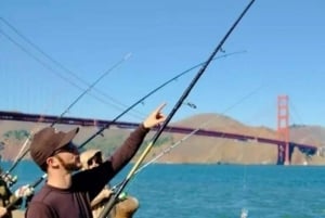 San Francisco: Pescando cangrejos bajo el puente Golden Gate