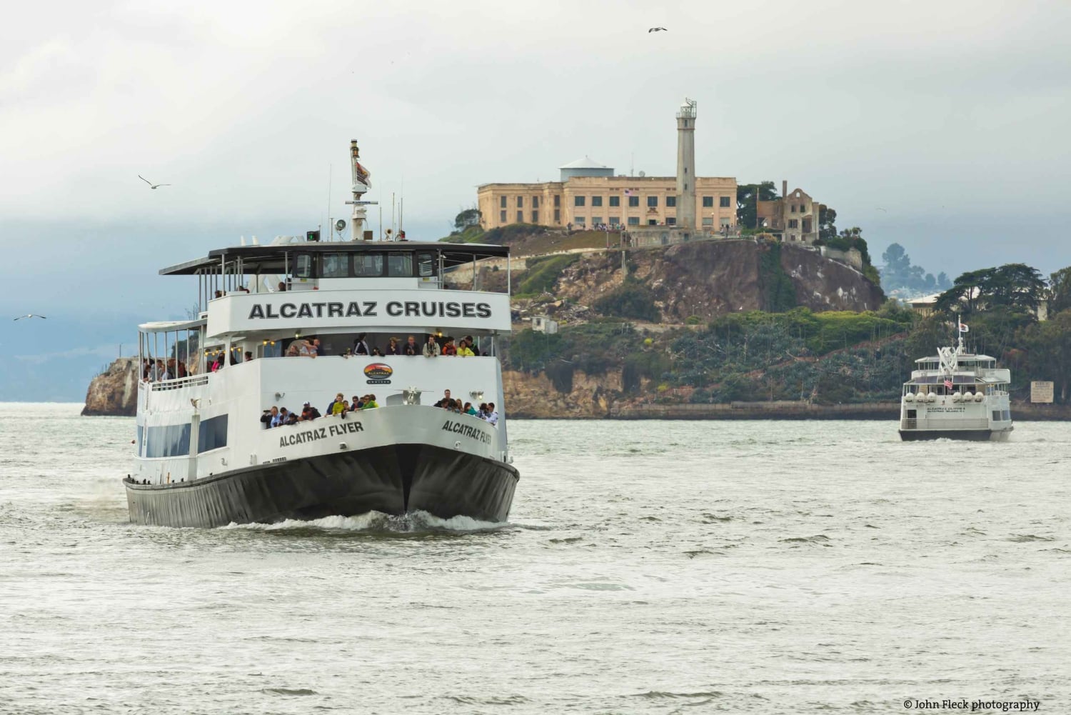 San Francisco: Discover Alcatraz & All Day E-Bike Rental