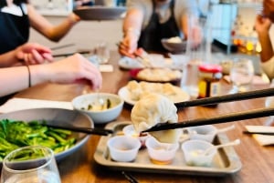 San Francisco: Dumpling Cooking Class with 3-Course Dinner