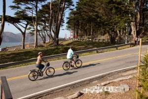 San Francisco: Explore at Your Own Pace All Day on E-Bike