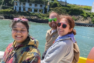 San Francisco: Golden Gate Bay Voyage on Historic Boat