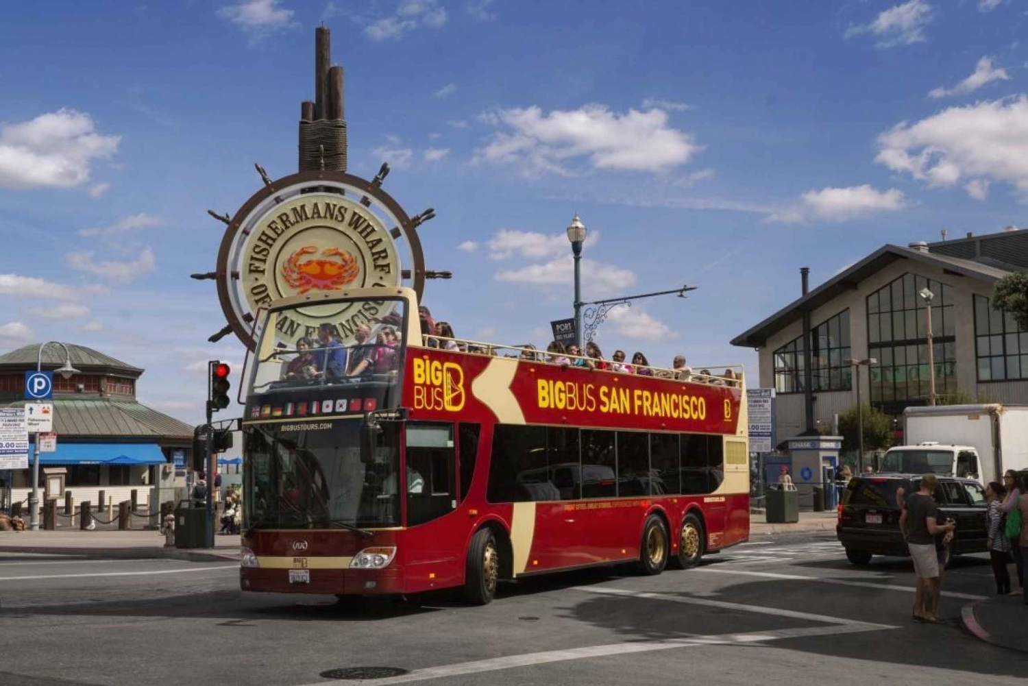 San Francisco: Muir Woods Tour & Hop-On Hop-Off Bus Pass