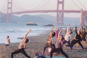 San Francisco: Silent Disco Yoga at Baker Beach