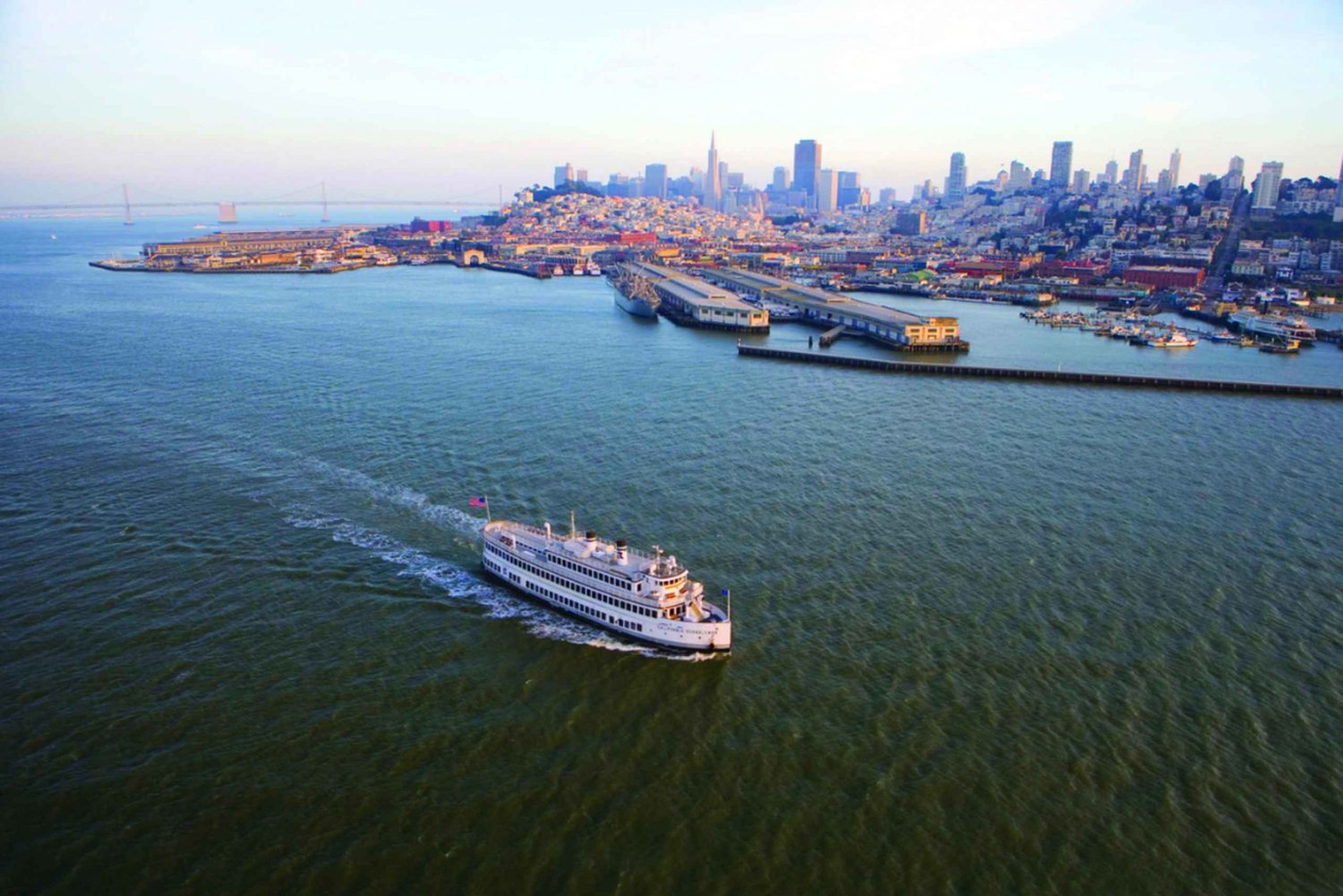 San Francisco: Thanksgiving Buffet Brunch or Dinner Cruise