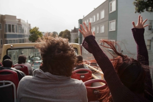 SF: CA Academy of Sciences e tour Hop-on Hop-off (con un risparmio del 15%)