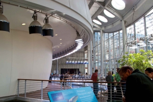 SF: CA Academy of Sciences e tour Hop-on Hop-off (con un risparmio del 15%)