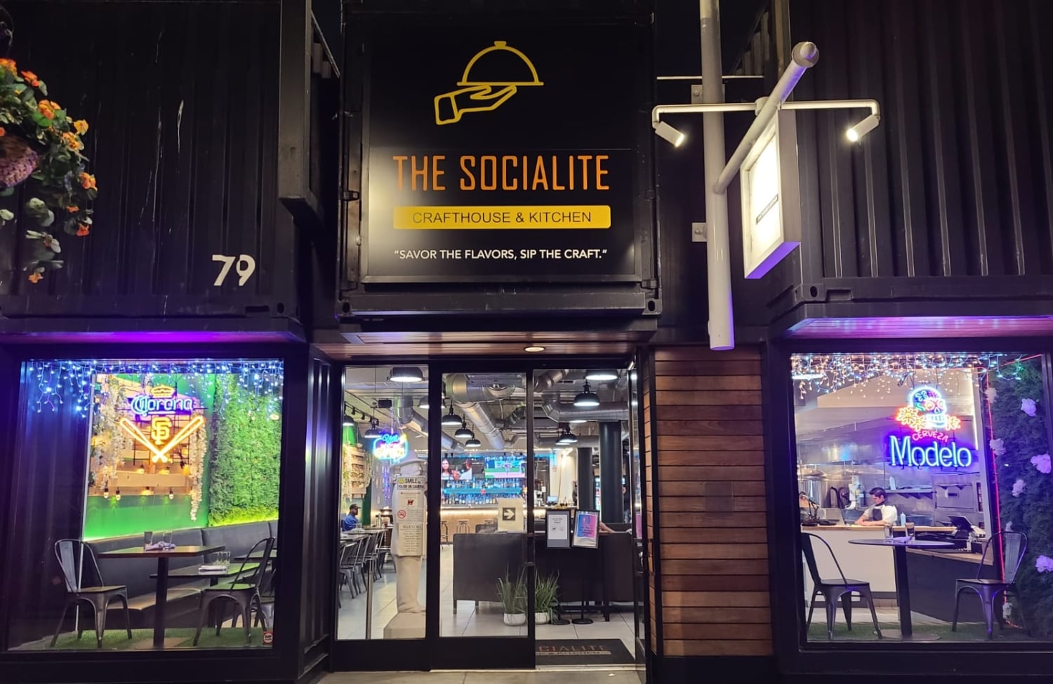 The Socialite Kitchen & Brewery- Fisherman's Wharf- Sfo