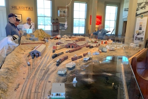 ティブロン：ガイド付きウォーキングツアー - 鉄道から現代まで