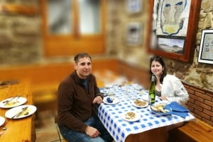 Bilbao: Gastronomic and Cultural Walking Tour with Tastings