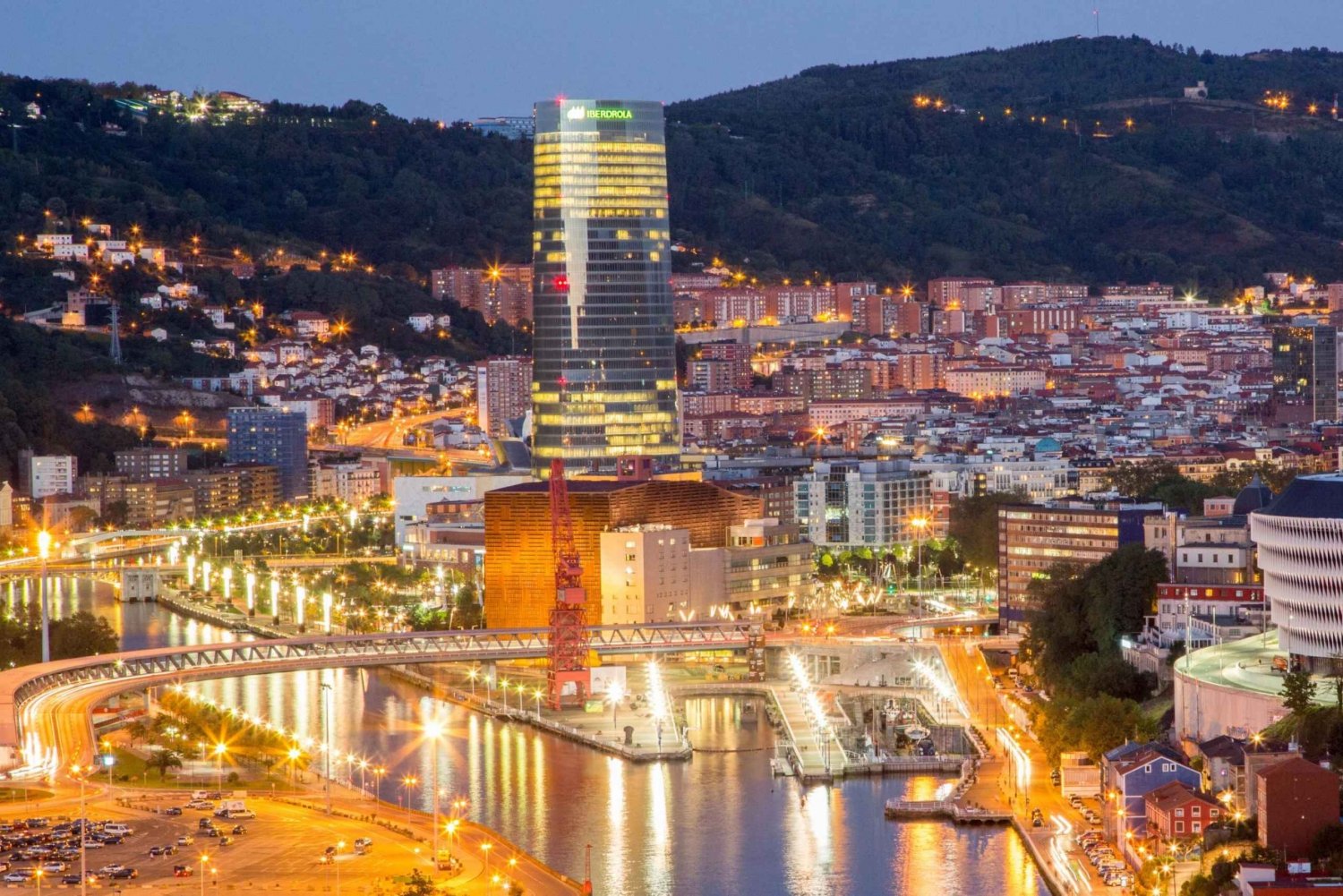 Bilbao: Small-Group Guided Walking Tour