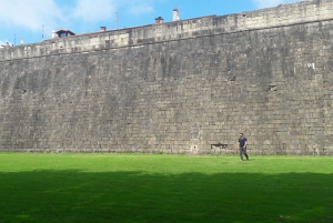 サンセバスティアン発：バスク・フランス海岸線プライベートツアー