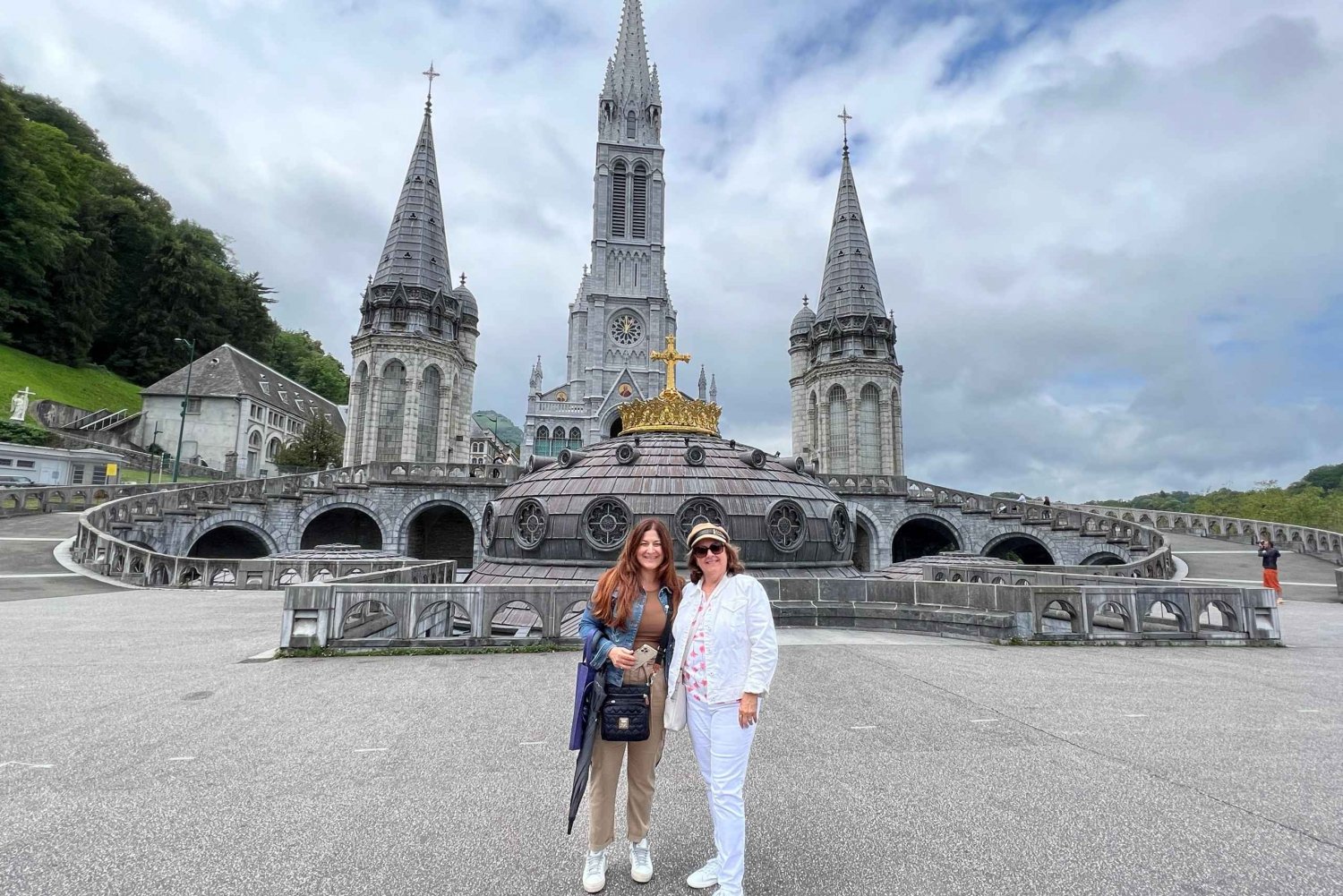 From San Sebastián: Sanctuary of Lourdes Private Day Trip