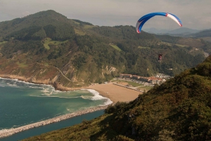 Parapente no País Basco