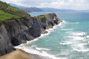 バスク海岸と田園地帯のプライベートツアー