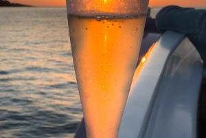 San Sebastian: 2 Bays Kvälls- eller solnedgångsbåttur med Cava