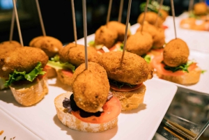 Wycieczka kulinarna po San Sebastian z Pintxos i drinkami z lokalnym przewodnikiem