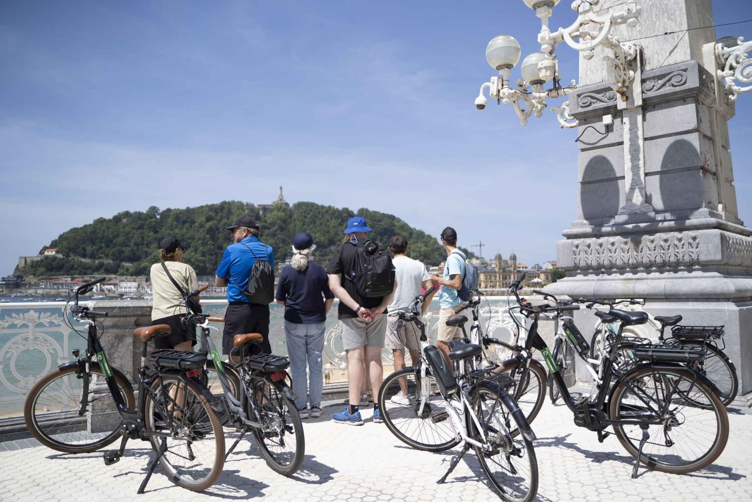 San Sebastián: Guided E-Bike Tour