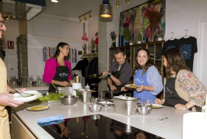 San Sebastián: Market Tour and Basque Cooking Class English