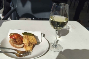 San Sebastián: Pintxo-Tour mit einem Ex-Koch & Wein-Pairings