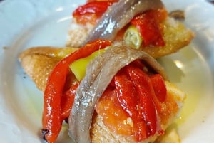 Тур по Сан-Себастьяну Пинчос: вкусная еда, напитки и атмосфера