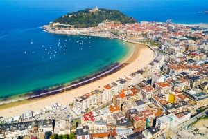 San Sebastian: Private custom walking tour with a guide