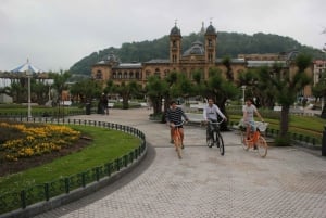 San Sebastian: Fietstour met gids