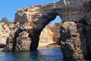 Algarve: Gita in barca alle grotte di Benagil