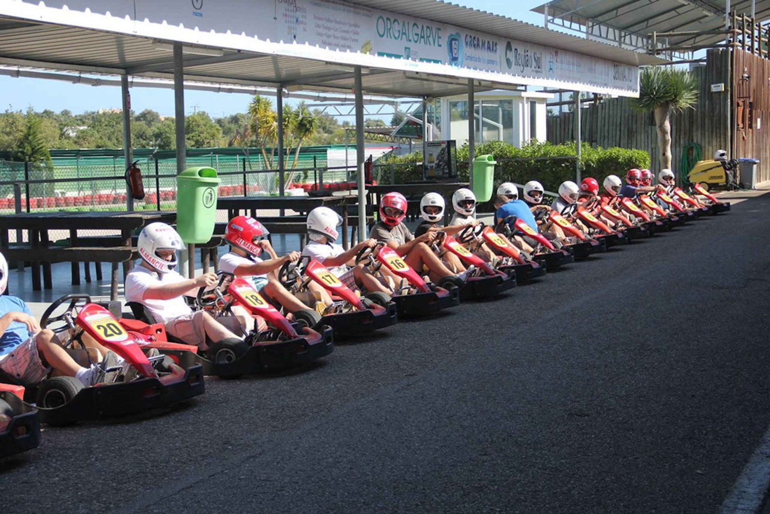 Algarve : Expérience du karting au Karting Almancil Family Park