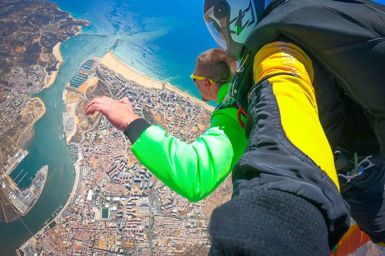 Algarve: Tandem Fallskärmshoppning Äventyr 15.000 till 10.000 fot