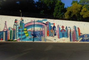 Chaparru`s Street Art Tuk Tuk Tour 3 H